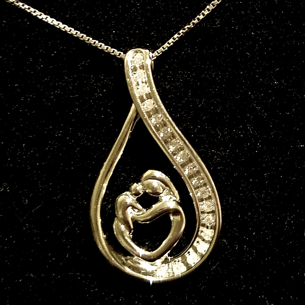 DIAMONDS ❤"Genuine" - Picture 5 of 6